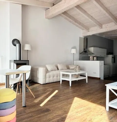 Sailorlodge - Versteck Am Strom Apartment *