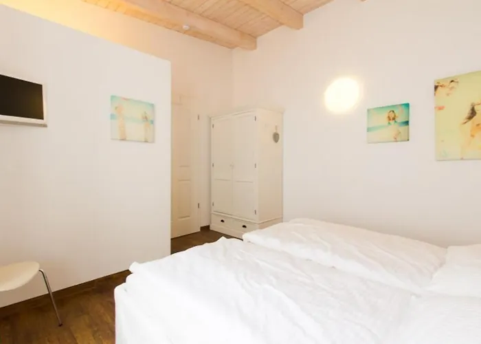 Sailorlodge - Versteck Am Strom Apartment *